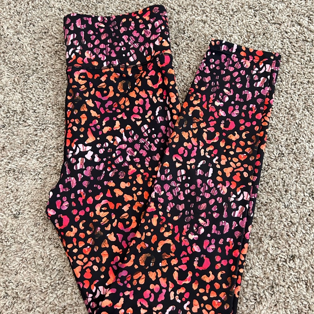 Workout Leggings Multicolor Cheetah Print- Size M